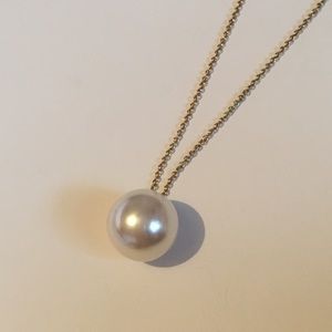 Long Pearl Pendant Necklace